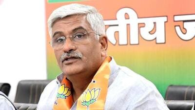 Gajendra Singh Shekhawat was accompanied by BJP district president Sanjeev Vashisht during the poll campaign in Mohali. (HT file)