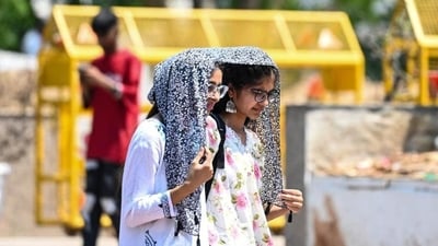 The development comes a day after Najagarh in South West Delhi recorded over 47°C to trend as the hottest place in the country. (HT Photo)