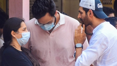 According to reports, the hoarding collapsed onto Kartik Aaryan’s uncle and aunt, Manoh and Anita Chansoria, who were in their red SUV at the petrol pump. Their bodies were recovered after almost two days. (PTI) According to reports, the hoarding collapsed onto Kartik Aaryan’s uncle and aunt, Manoh and Anita Chansoria, who were in their red SUV at the petrol pump. Their bodies were recovered after almost two days. (PTI)