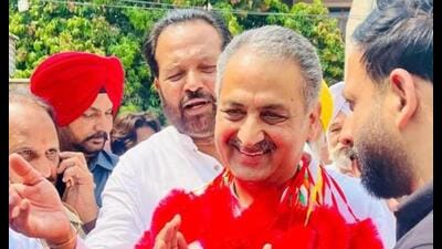 Singla claimed that the CPI has decided to support the Congress in the upcoming elections. (HT file)