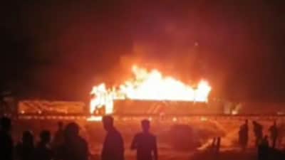 The bus caught fire on the Kundali-Manesar-Palwal (KMP) Expressway (Twitter Photo) The bus caught fire on the Kundali-Manesar-Palwal (KMP) Expressway (Twitter Photo)