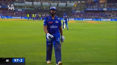 Rohit Sharma walks back to a standing ovation from the Wankhede crowd Rohit Sharma walks back to a standing ovation from the Wankhede crowd