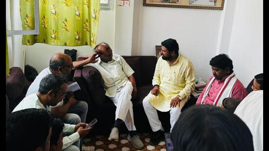 Sitting BJP MP from Mohanlalganj and party candidate Kaushal Kishore (in yellow kurta) during a meeting in Mohanlalganj. (Sourced)