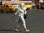 Delhi sizzles at 46° C, IMD issues red alert in North India