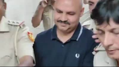 Bibhav Kumar, close aide of Delhi CM Arvind Kejriwal, was arrested by the Delhi police on Saturday (Twitter/video screengrab) Bibhav Kumar, close aide of Delhi CM Arvind Kejriwal, was arrested by the Delhi police on Saturday (Twitter/video screengrab)