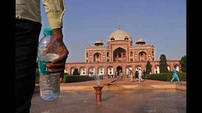 Delhi’s Najafgarh recorded the highest temperature in India at 47.8 degrees Celsius, followed by Mangeshpur at 47.7 degrees Celsius. (AP) Delhi’s Najafgarh recorded the highest temperature in India at 47.8 degrees Celsius, followed by Mangeshpur at 47.7 degrees Celsius. (AP)