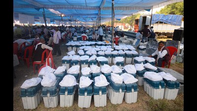 Electronic voting machines kept for distribution at a distribution centre in Lucknow on Sunday (Deepak Gupta/HT) Electronic voting machines kept for distribution at a distribution centre in Lucknow on Sunday (Deepak Gupta/HT)