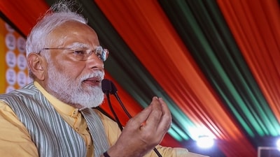 Prime Minister Narendra Modi addresses a public meeting for Lok Sabha polls, in Bishnupur, West Bengal, Sunday, May 19, 2024. (PTI Photo) (PTI) Prime Minister Narendra Modi addresses a public meeting for Lok Sabha polls, in Bishnupur, West Bengal, Sunday, May 19, 2024. (PTI Photo) (PTI)
