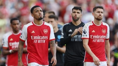 Arsenal's Gabriel Jesus and Jorginho during the lap of appreciation after the match (Action Images via Reuters)