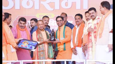 Uttar Pradesh chief minister Yogi Adityanath at a poll rally in Azamgarh on May 19. (HT photo) Uttar Pradesh chief minister Yogi Adityanath at a poll rally in Azamgarh on May 19. (HT photo)
