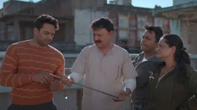 Gullak Season 4 is about conflict between parenting and adulting. Gullak Season 4 is about conflict between parenting and adulting.