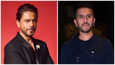 Shah Rukh Khan paid a visit to Ritesh Sidhwani's Mumbai residence. Shah Rukh Khan paid a visit to Ritesh Sidhwani's Mumbai residence.