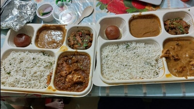 Snapshot of the thalis received via Zomato. (X/@shobhitsid) Snapshot of the thalis received via Zomato. (X/@shobhitsid)
