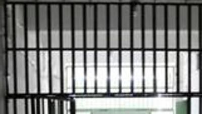 Punjab-origin scrap dealer among 7 jailed in UK for stealing rail tracks Punjab-origin scrap dealer among 7 jailed in UK for stealing rail tracks