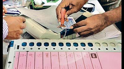 In adherence with electoral guidelines and regulations, the first inspection and reconciliation meeting with contesting candidates was held on Monday at the UT Guest House, Sector 6, Chandigarh. (HT file photo for representation)