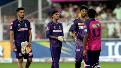 Rajasthan Royals' captain Sanju Samson greets Kolkata Knight Riders' players. (PTI) Rajasthan Royals' captain Sanju Samson greets Kolkata Knight Riders' players. (PTI)