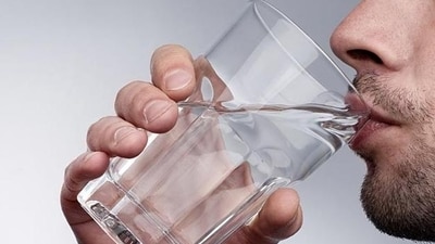 Impairs nutrient absorption: Drinking water immediately after your lunch and dinner can speed up digestion but at the cost of not absorbing vital nutrients effectively. Allow it some time before you have a glass of water. (Shutterstock) Impairs nutrient absorption: Drinking water immediately after your lunch and dinner can speed up digestion but at the cost of not absorbing vital nutrients effectively. Allow it some time before you have a glass of water. (Shutterstock)