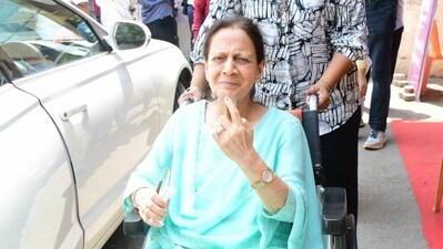 Aamir Khan's mother Zeenat Hussain arrived in a wheelchair to cast her vote. Aamir Khan's mother Zeenat Hussain arrived in a wheelchair to cast her vote.
