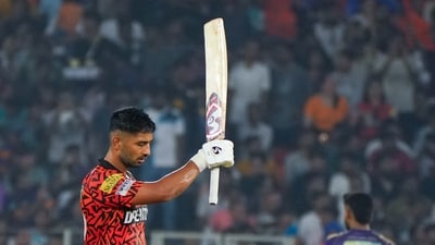 Sunrisers Hyderabad's Rahul Tripathi smashed 55 off 35 balls before SRH were all out for 159 in 19.3 overs (ANI) Sunrisers Hyderabad's Rahul Tripathi smashed 55 off 35 balls before SRH were all out for 159 in 19.3 overs (ANI)