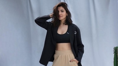 Anushka Sharma is experimenting with a new look. (Instagram) Anushka Sharma is experimenting with a new look. (Instagram)