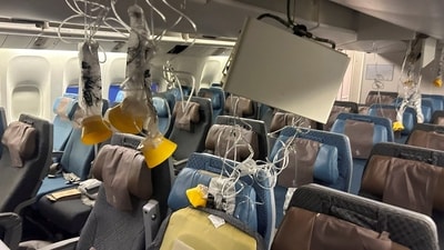 The interior of Singapore Airline flight SQ321 is pictured after an emergency landing at Bangkok's Suvarnabhumi International Airport, Thailand. (Reuters)