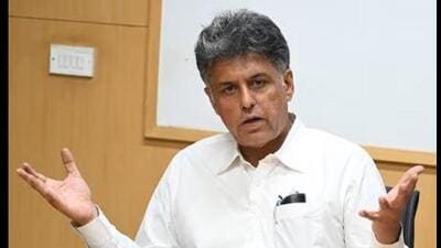Tewari also promised to establish a phase-3 of industrial area, besides allowing construction of the first story on commercial booths (HT file photo for representation) Tewari also promised to establish a phase-3 of industrial area, besides allowing construction of the first story on commercial booths (HT file photo for representation)