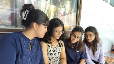 Students rejoicing after 12th HSC results were declared online at Agnel Multipurpose School and Junior College,Vashi in Navi Mumbai (Bachchan Kumar/ht) Students rejoicing after 12th HSC results were declared online at Agnel Multipurpose School and Junior College,Vashi in Navi Mumbai (Bachchan Kumar/ht)