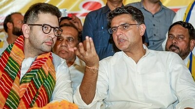 Congress leader Sachin Pilot and Aam Aadmi Party (AAP) leader Raghav Chadha during a rally in support of the INDIA alliance in New Delhi. (ANI) Congress leader Sachin Pilot and Aam Aadmi Party (AAP) leader Raghav Chadha during a rally in support of the INDIA alliance in New Delhi. (ANI)