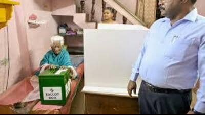 For the first time, the Election Commission of India (ECI) has decided to extend the home voting facility to senior citizens and PwD voters. (HT file photo for representation) For the first time, the Election Commission of India (ECI) has decided to extend the home voting facility to senior citizens and PwD voters. (HT file photo for representation)