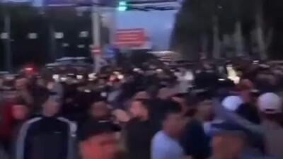 Hundreds of local men attacked buildings housing foreigners, especially students, last week, apparently in retaliation for an incident on May 13 in which some Kyrgyz men were allegedly beaten by Egyptian students. Hundreds of local men attacked buildings housing foreigners, especially students, last week, apparently in retaliation for an incident on May 13 in which some Kyrgyz men were allegedly beaten by Egyptian students.