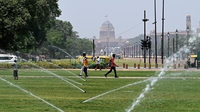 The Met Department said maximum daytime temperatures in several districts of these states may breach the 47°C-mark. (ANI) The Met Department said maximum daytime temperatures in several districts of these states may breach the 47°C-mark. (ANI)