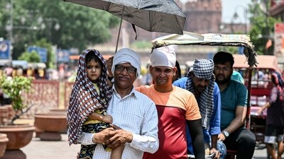 Delhi has been seeing a steady rise in temperature in recent days, culminating in the highest temperature recorded this summer on Sunday when the temperature reached 44.4 degrees Celsius. (AFP) Delhi has been seeing a steady rise in temperature in recent days, culminating in the highest temperature recorded this summer on Sunday when the temperature reached 44.4 degrees Celsius. (AFP)