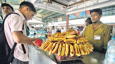 On May 9, CR authorities issued a notice asking stalls on platforms 9, 10 and 11 to shut shop and relocate by May 20. “Relocate seven stalls from existing locations to new locations as per the sketch by May 20. If any licensee fails to comply, operation of their stall will be suspended,” read the notice pasted on inoperative stalls (Hindustan Times) On May 9, CR authorities issued a notice asking stalls on platforms 9, 10 and 11 to shut shop and relocate by May 20. “Relocate seven stalls from existing locations to new locations as per the sketch by May 20. If any licensee fails to comply, operation of their stall will be suspended,” read the notice pasted on inoperative stalls (Hindustan Times)
