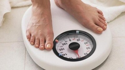 1. A week before your period: During this phase, there will be increased progesterone levels. This hormonal shift can lead to water retention and bloating, potentially causing a temporary weight increase. (File photo ) 1. A week before your period: During this phase, there will be increased progesterone levels. This hormonal shift can lead to water retention and bloating, potentially causing a temporary weight increase. (File photo )