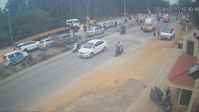 The incident was caught on a nearby CCTV. (X/@akhilsabu45) The incident was caught on a nearby CCTV. (X/@akhilsabu45)