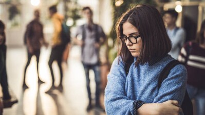 For people with a low social battery or social anxiety, facing social jetlag is extremely common. It refers to that feeling of exhaustion after socialising with people, even if for a brief period of time. "Social jet lag can set in quickly, sometimes within just 30 minutes of social interaction, while for others, it might hit a few days later, mimicking the lag from a long-haul flight," wrote Therapist Carolyn Rubenstein. Here are a few signs of social jetlag that we should know about. (istockphoto) For people with a low social battery or social anxiety, facing social jetlag is extremely common. It refers to that feeling of exhaustion after socialising with people, even if for a brief period of time. "Social jet lag can set in quickly, sometimes within just 30 minutes of social interaction, while for others, it might hit a few days later, mimicking the lag from a long-haul flight," wrote Therapist Carolyn Rubenstein. Here are a few signs of social jetlag that we should know about. (istockphoto)