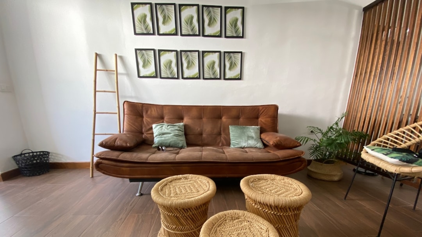 From nature-inspired designs to sustainable solutions: 6 top laminate trends for rain-ready interiors - Vimarsana News