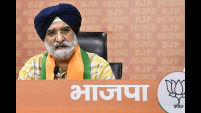Sandhu’s vision document promises special package for Amritsar