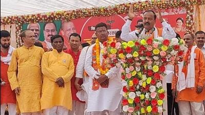 Keshav Prasad Maurya at a public meeting rally in Shankargarh on Thursday (HT) Keshav Prasad Maurya at a public meeting rally in Shankargarh on Thursday (HT)