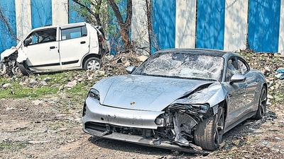 The Porsche car found without number plate, in Pune, Tuesday, May 21, 2024. The car was allegedly driven by a 17-year-old boy. The Porsche car found without number plate, in Pune, Tuesday, May 21, 2024. The car was allegedly driven by a 17-year-old boy.