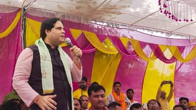 Varun Gandhi addresses a public meeting in Sultanpur. (PTI PHOTO) Varun Gandhi addresses a public meeting in Sultanpur. (PTI PHOTO)