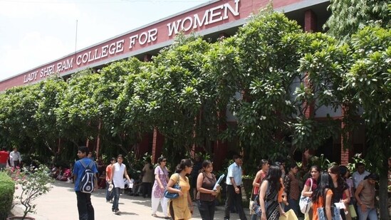 Bomb threat calls at Delhi's Lady Shri Ram, Venkateswara College (Hindustan Times)