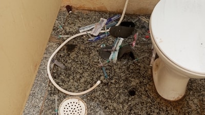 Used syringes were found at the JLN stadium (HT)