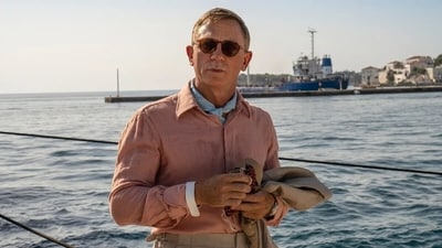 Daniel Craig plays Benoit Blanc in Knives Out Wake Up Dead Man. Daniel Craig plays Benoit Blanc in Knives Out Wake Up Dead Man.