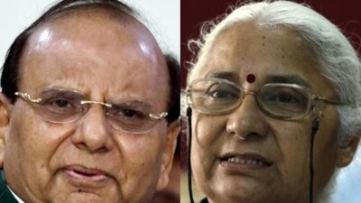 Both Medha Patkar and the VK Saxena have been locked in a legal battle since 2000 after she filed a suit against him for publishing advertisements against her and the Narmada Bachao Andolan (NBA). Both Medha Patkar and the VK Saxena have been locked in a legal battle since 2000 after she filed a suit against him for publishing advertisements against her and the Narmada Bachao Andolan (NBA).