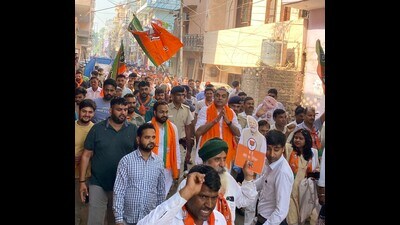 Tandon underlined Tewari’s statement as a reflection of his true character, warning that such exaggerated pride will not only jeopardise Chandigarh but also Tewari himself. “I would suggest you not to allow arrogance to cloud your vision,” he quipped. (HT File Photo)
