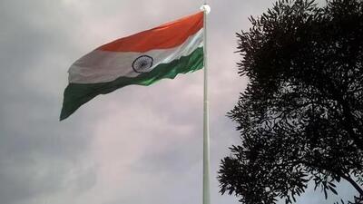 The Army and Flag Foundation of India dedicated a 108-feet-high mast National Flag at the Line of Control (LoC). The flag was hoisted at Kaman Post, Uri, the last point on the LoC. (HT File)