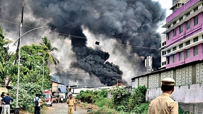 The blasts occurred at Amudan Chemicals Private Limited, a 44-year-old company owned by Malay Mehta which manufactures various dyes and shades using hydrogen peroxide, said an MIDC official. Ten employees were present in the factory at the time, including the manager, six workers and three watchmen. (HT photo) The blasts occurred at Amudan Chemicals Private Limited, a 44-year-old company owned by Malay Mehta which manufactures various dyes and shades using hydrogen peroxide, said an MIDC official. Ten employees were present in the factory at the time, including the manager, six workers and three watchmen. (HT photo)