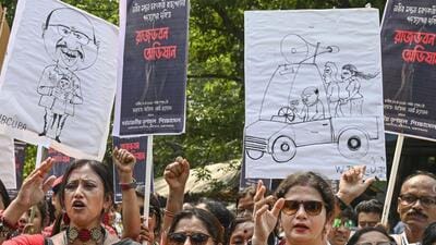 Trinamool Congress members shout slogans during a protest against West Bengal governor C V Ananda Bose over sexual assault allegations, in Kolkata on May 17 (PTI) Trinamool Congress members shout slogans during a protest against West Bengal governor C V Ananda Bose over sexual assault allegations, in Kolkata on May 17 (PTI)