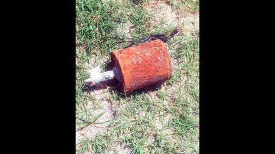A bomb disposal squad successfully diffused a mortar shell recovered near the Basantar River, in Samba on Saturday. (ANI) A bomb disposal squad successfully diffused a mortar shell recovered near the Basantar River, in Samba on Saturday. (ANI)